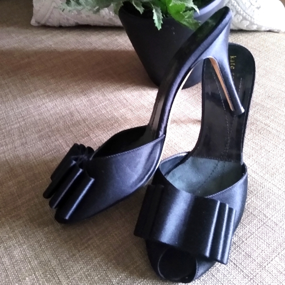 Kate Spade Elegant Bow Slides